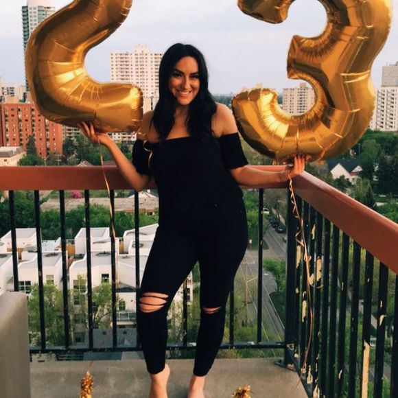 Meet your Posher, Frances - Picture 1 of 1